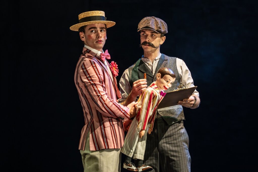 Matthew Bourne's The Red Shoes - credit Johan Persson