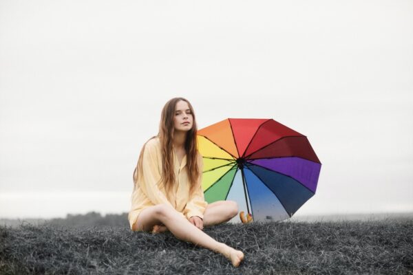 Interview: Gabrielle Aplin brings a spot of 'English Rain' to Wales