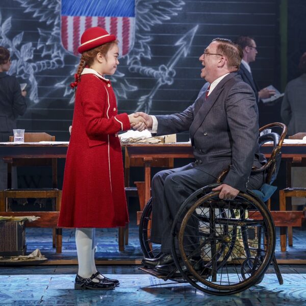 Victoria Alsina (Annie) & Carl Sanderson (President Roosevelt) - credit Paul Coltas